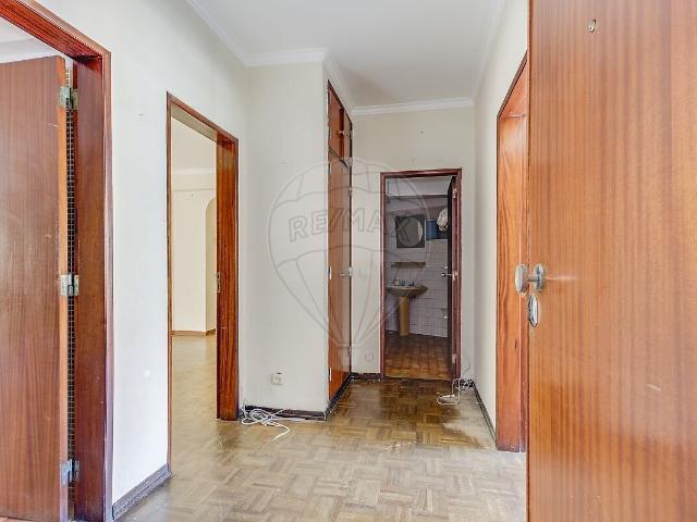 Apartamento T2 à venda em Rio de Mouro, Sintra RE/MAX Portugal