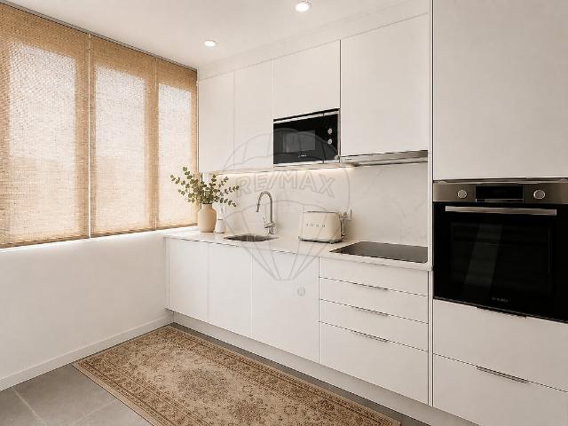 Apartamento T2 à venda em Rio de Mouro, Sintra RE/MAX Portugal
