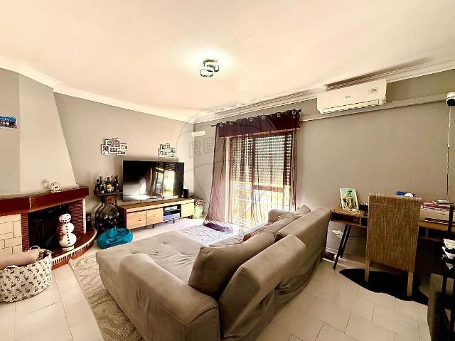Apartamento T2 à venda em São João Baptista, Entroncamento RE/MAX Portugal