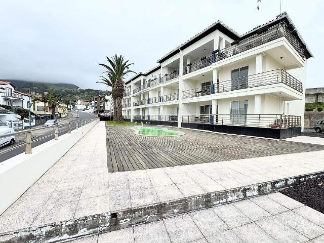 Apartamento T2 à venda em São Miguel, Vila Franca do Campo RE/MAX Portugal