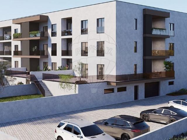 Apartamento T2 à venda em Santa Eufémia e Boa Vista, Leiria RE/MAX Portugal