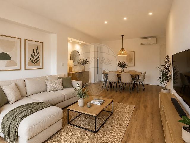 Apartamento T2 à venda em Santo António dos Olivais, Coimbra RE/MAX Portugal