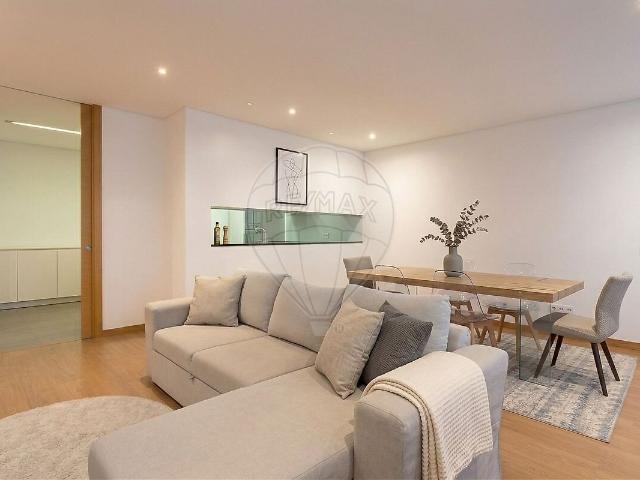 Apartamento T2 à venda em Santo António dos Olivais, Coimbra RE/MAX Portugal