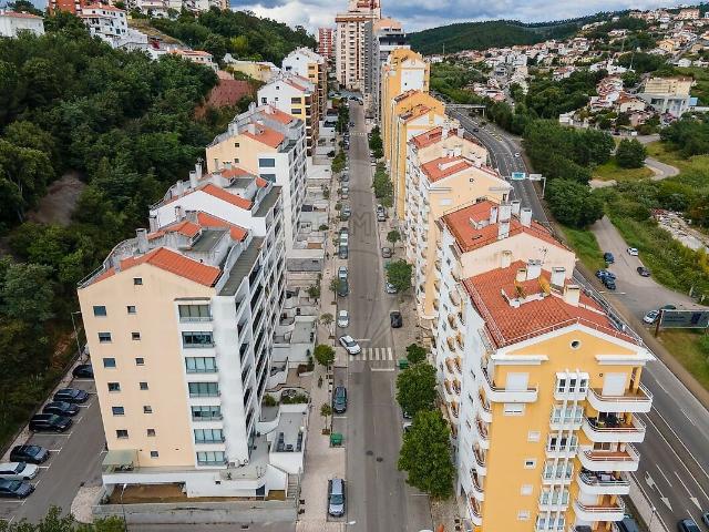 Apartamento T2 à venda em Santo António dos Olivais, Coimbra RE/MAX Portugal