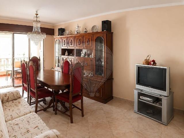Apartamento T2 à venda em Santo António dos Cavaleiros e Frielas, Loures RE/MAX Portugal