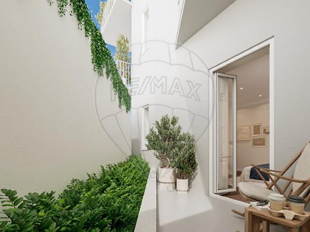 Apartamento T2 à venda em Santo António, Lisboa RE/MAX Portugal