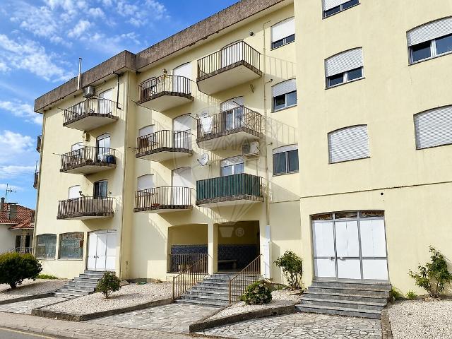 Apartamento T2 à venda em Seia, São Romão e Lapa dos Dinheiros, Seia RE/MAX Portugal