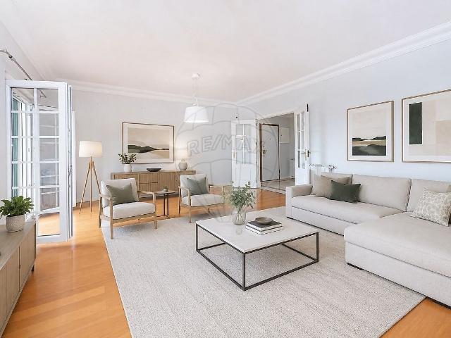 Apartamento T2 à venda em Sintra Santa Maria e São Miguel, São Martinho e São Pedro de Penaferrim, Sintra RE/MAX Portugal