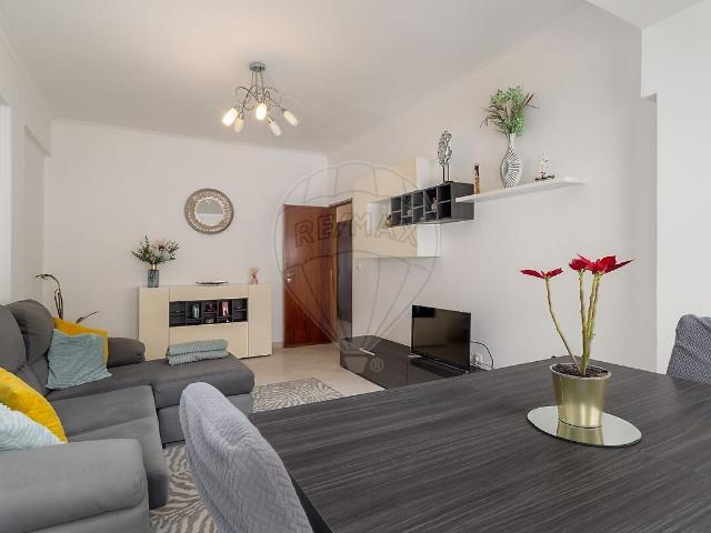 Apartamento T2 à venda em Vila Franca de Xira, Vila Franca de Xira RE/MAX Portugal