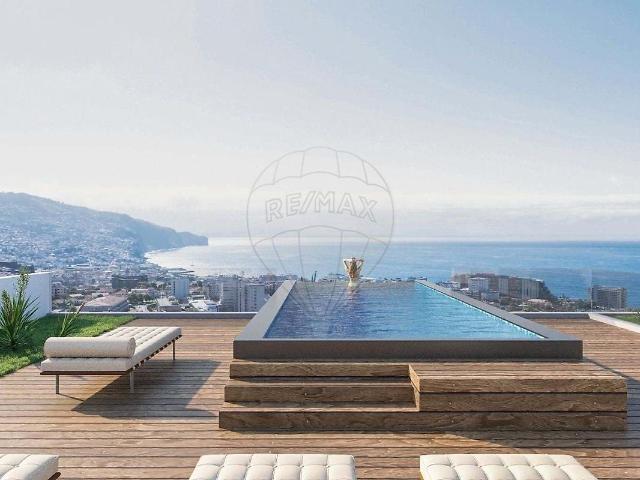 Apartamento T2 à venda em Virtudes 125m² São Martinho