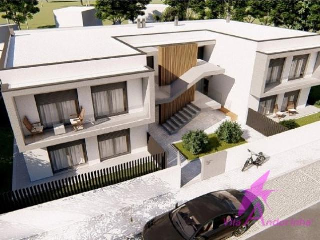 Apartamento T2 a 5 minutos da praia e a 10 do centro da cidade