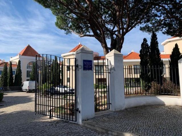 APARTAMENTO T2 As Cascatas Resort Golf & Spa, integrado na propriedade do Hotel Hilton