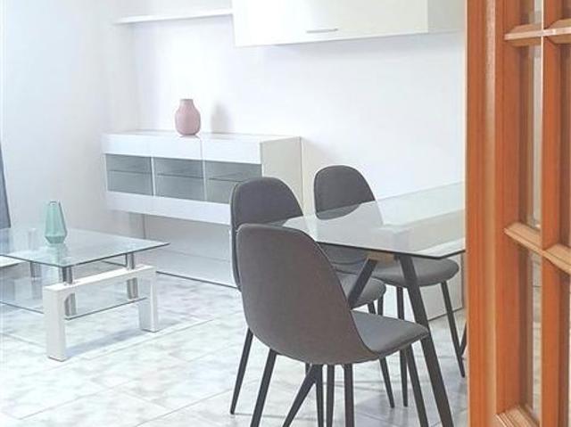 Apartamento T2 Arrendamento em Carregado e Cadafais,Alenquer