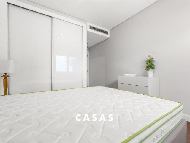 Apartamento T2 Arrendamento em Funchal Sé,Funchal