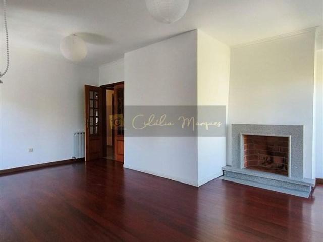 Apartamento T2 Arrendamento em Viseu,Viseu