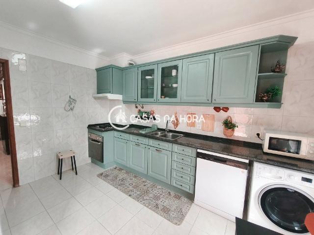Apartamento T2 at Algueirão Mem Martins Sintra, Portugal
