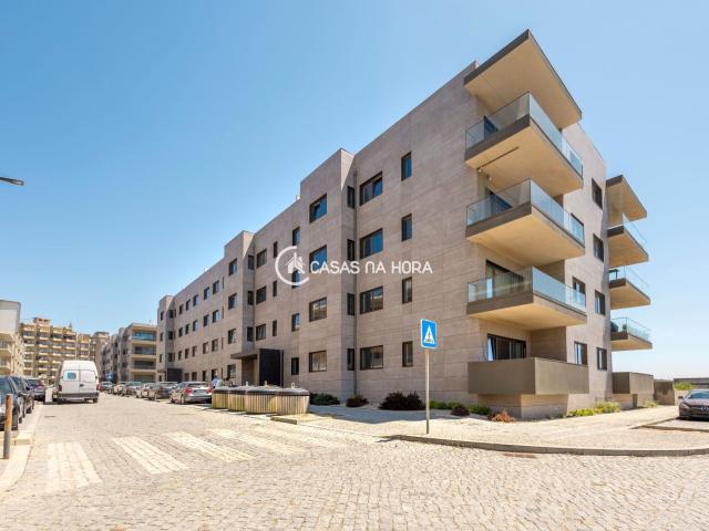 Apartamento T2 at Arvore Vila do Conde, Portugal