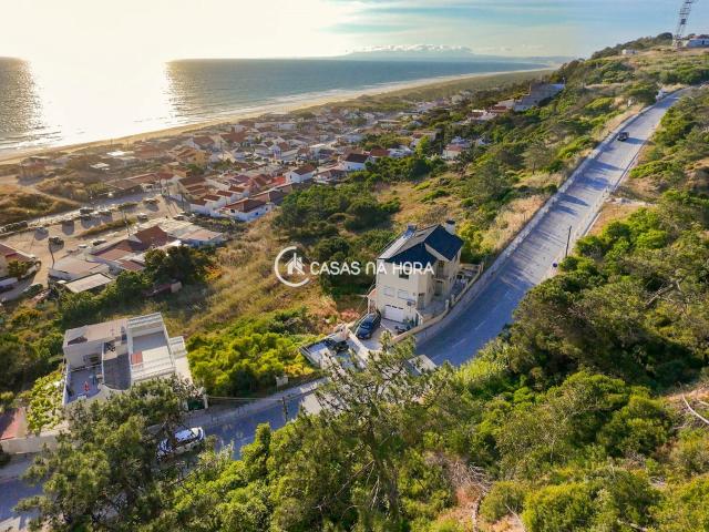 Apartamento T2 at Costa da Caparica Almada, Portugal