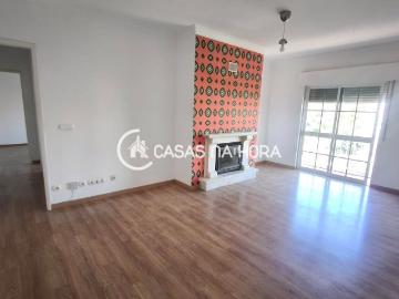 Apartamento T2 at Rio de Mouro Sintra, Portugal