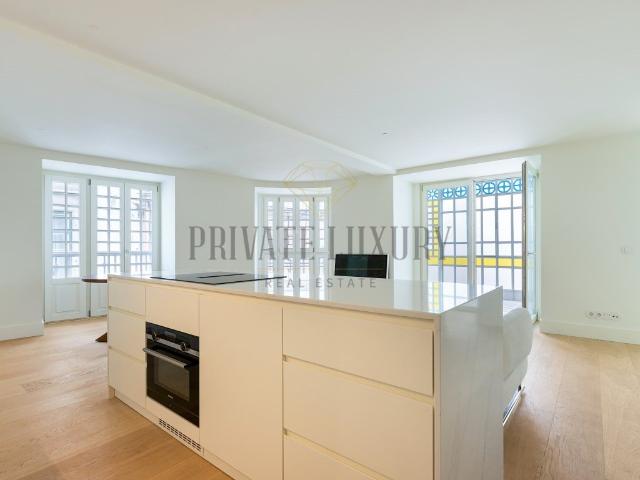 Apartamento T2 Avenida da Liberdade Lisboa 162m² Santo antónio