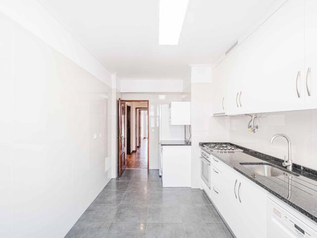 APARTAMENTO T2 BAIRRO DO ROSÁRIO