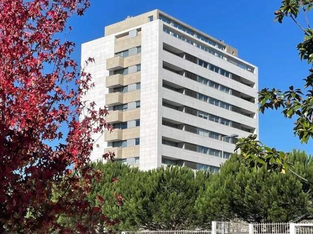 Excelente T2 Boavista coz. equipada lug. garagem cond. privado