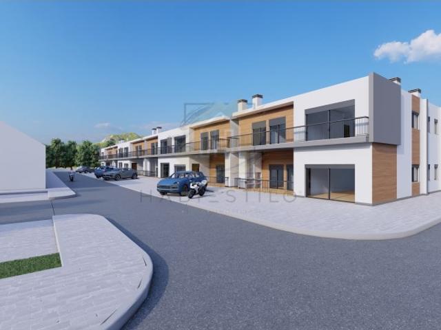 Apartamento T2 Brejos de Azeitão com Varanda
