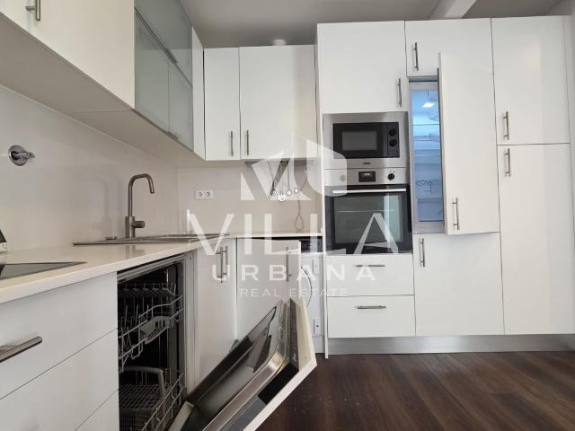 Apartamento T2 c/ Espaço Exterior localizado no Centro de Almada