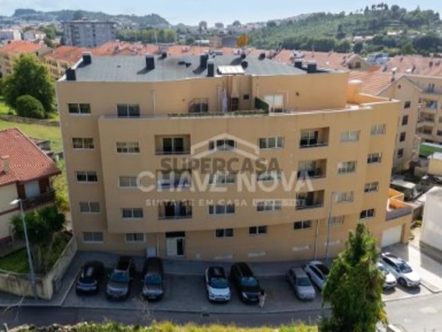 Apartamento T2 c/ Lugar de Garagem em Mafamude