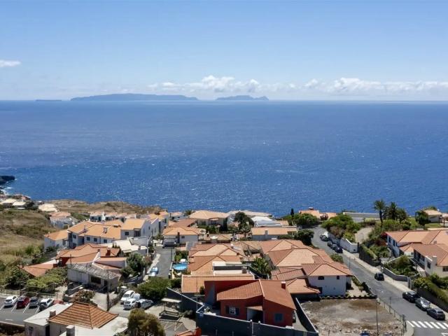 Apartamento T2 C/ Terraço De 118,90 m² No Garajau 131m² Caniço