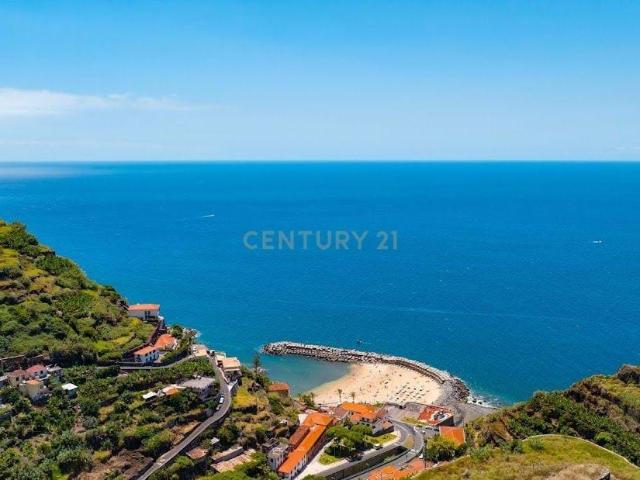 Apartamento T2 Calheta com Vista Mar