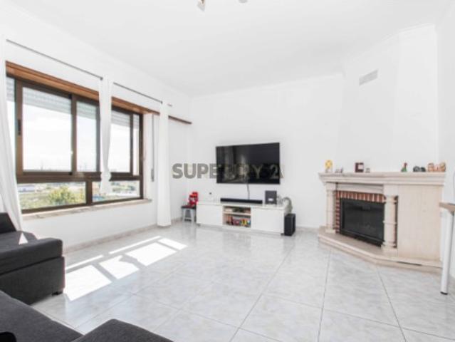 Apartamento T2 | Carregado