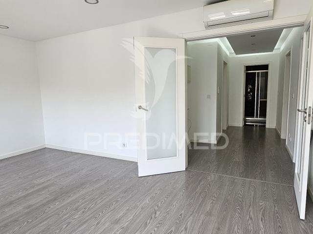 Apartamento T2 centro Alverca