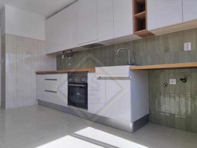 Apartamento T2 Centro de Mafra completamente remodelado, DISPONÍVEL a partir de Julho 2026