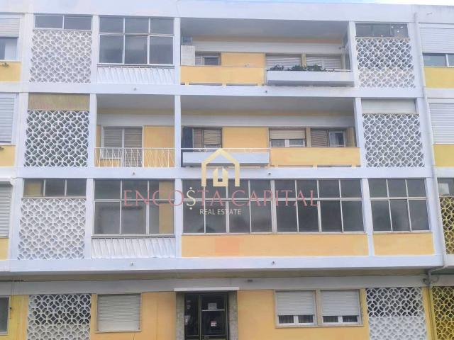 Apartamento T2 Centro de Sacavém