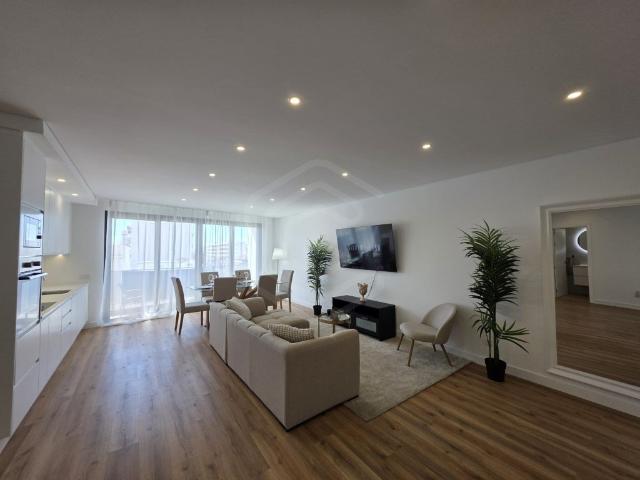 Apartamento T2, centro, Olhão, Algarve 99m² Olhão