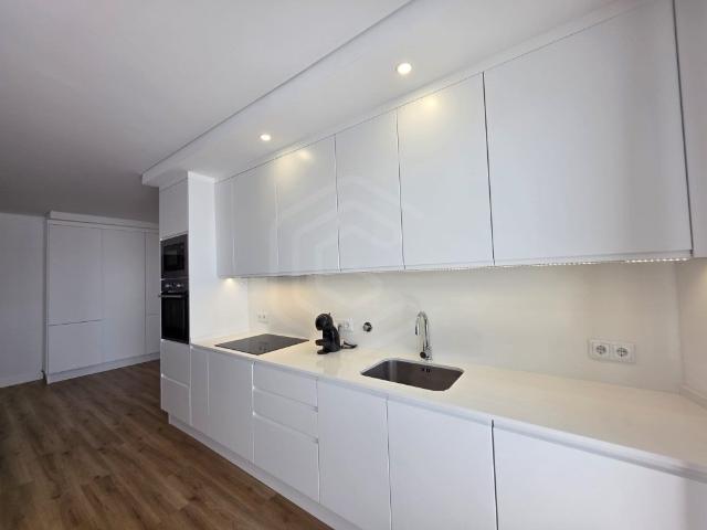 Apartamento T2, centro, Olhão, Algarve 99m² Olhão