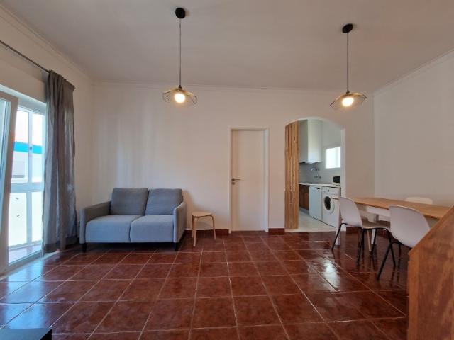 Apartamento T2 central Sines