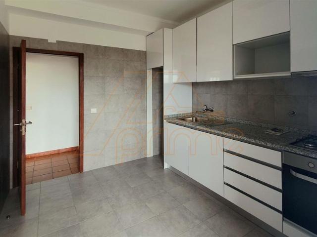 Apartamento T2 Celas Coimbra/Arrendamento