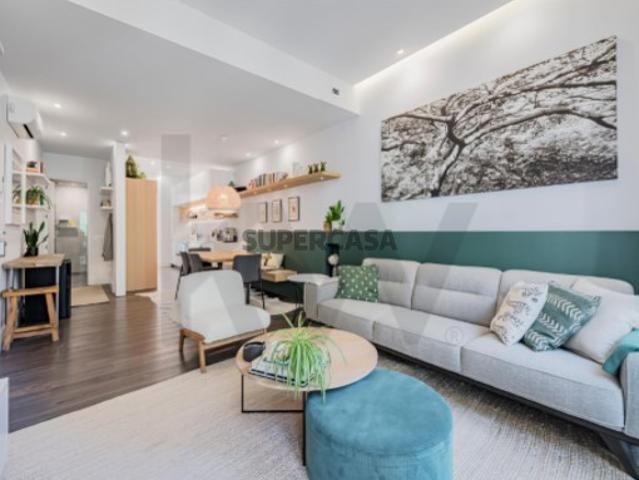 Apartamento T2 com 100 m² junto ao Jardim do Príncipe Real Licença AL transmíssivel