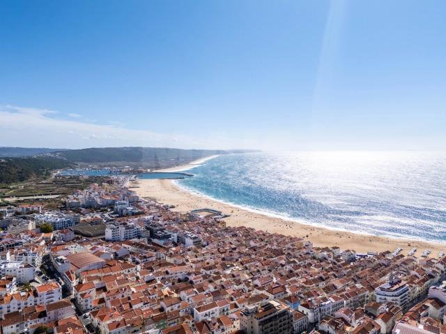 Apartamento T2 com 2 lugares de garagem 103m² Nazaré