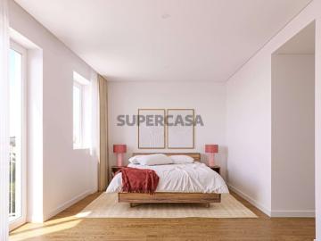 Apartamento T2 com 85 m2 na Penha de França | Wallis Real Estate