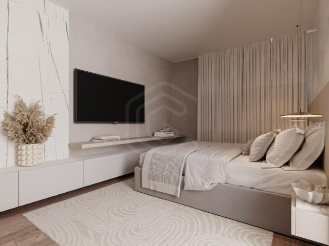 Apartamento T2 com ampla varanda e garagem para dois carros 102m² Poiares Santo André