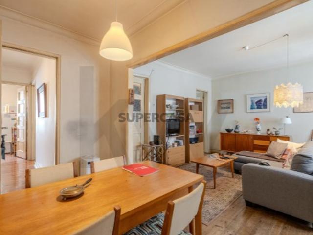 Apartamento T2 com ampla zona exterior no Príncipe Real