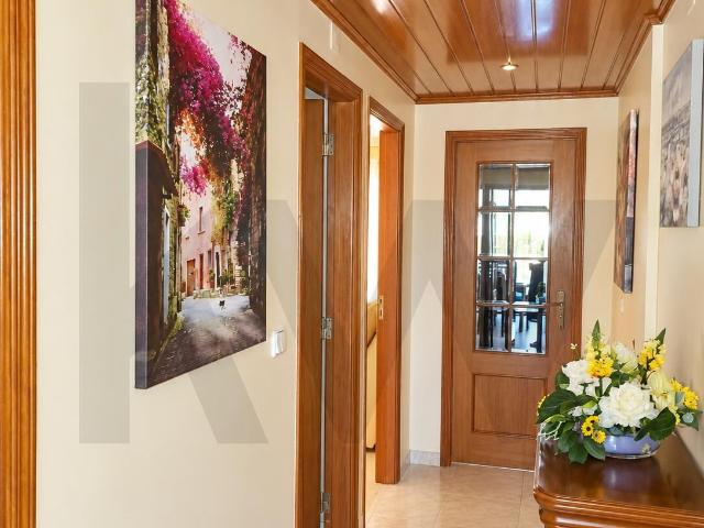 Apartamento T2 com BOX na Rua Castelo Melhor
