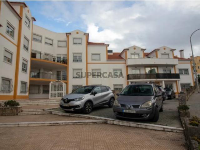 Apartamento T2 com Boa Área e Excelente Localização em Mafra