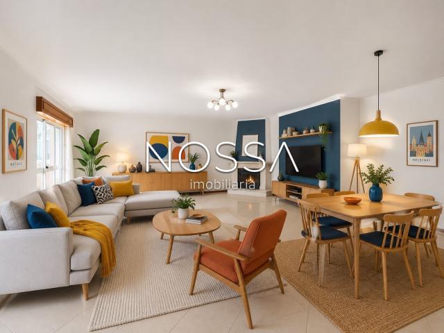 Apartamento T2 com Garagem Box em Fitares com 130m2