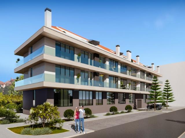 Apartamento T2 com garagem e arecadação na Praia da Consolação