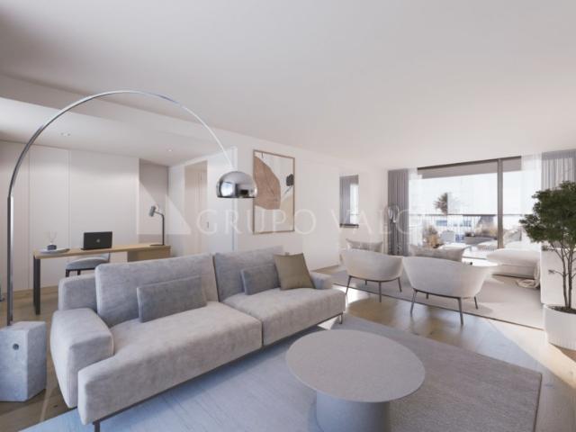 Apartamento T2 com Garagem e Arrecadação | Campo Pequeno