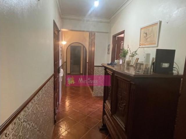 Apartamento T2 com garagem e sótão